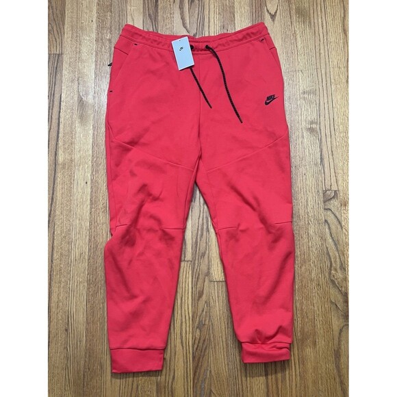 Nike Sportswear Tech Fleece Joggers Sizes Men University Red CU4495-657 Size 2XL - Picture 1 of 9